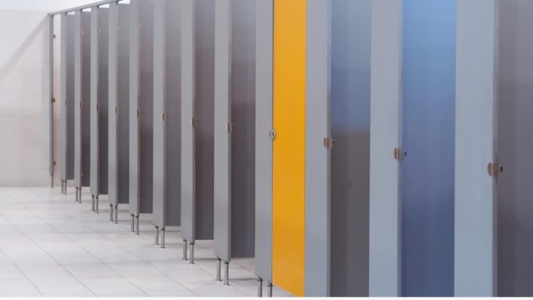 women's bathroom stalls